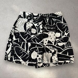 FARM RIO x Anthropologie Black & White Printed High Waisted Tropical Shorts XS